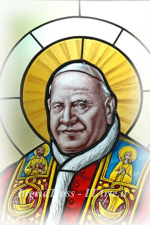 Vetrata Papa Giovanni 23� - Particolare